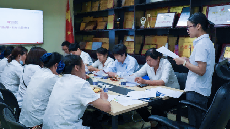 百尺桿頭再躍進(jìn)——保潔管理組培訓(xùn)現(xiàn)場直擊