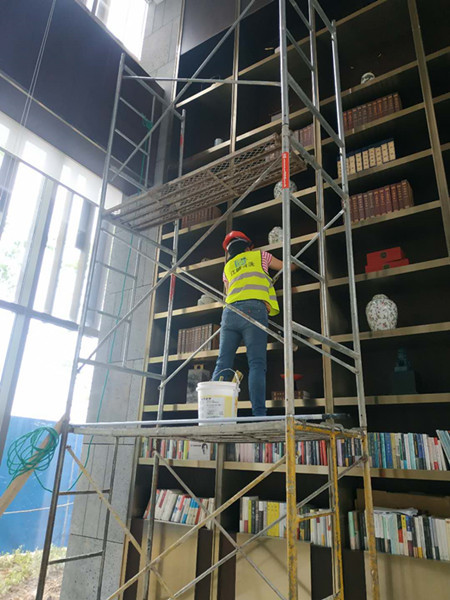  武漢江城清洗為黃岡鐵投?書香林語項目提供開荒保潔服務 