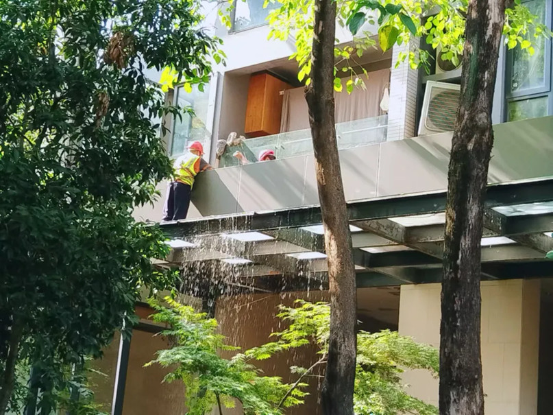 國(guó)際花園，洗雨眉啦！